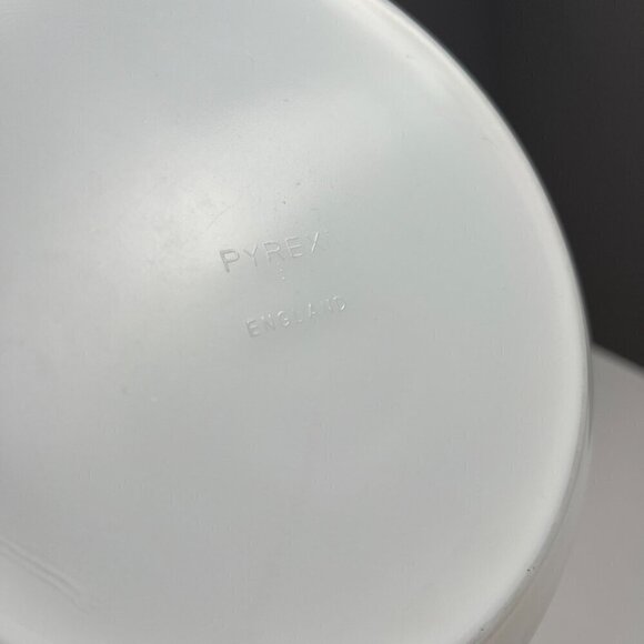 Pyrex casserole round dish with lid Pink Wild flower pattern glass cookware dish - Picture 9 of 13